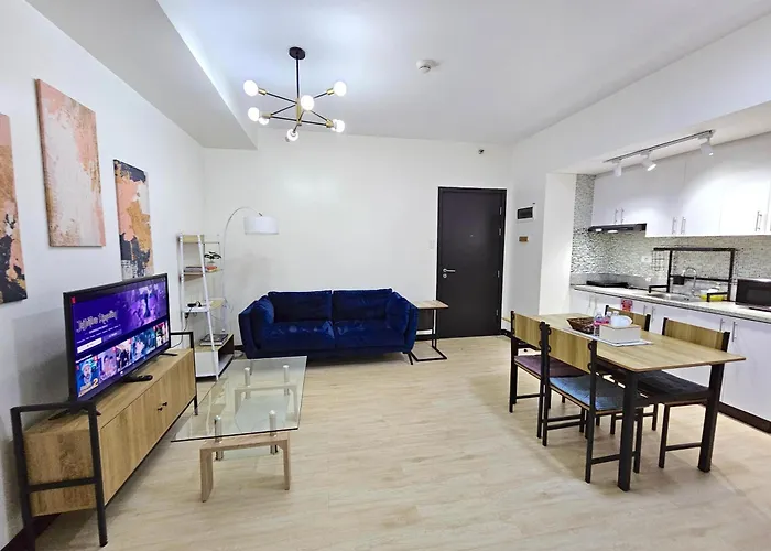 Spacious 2br San Lorenzo Place 4km Airport Manila
